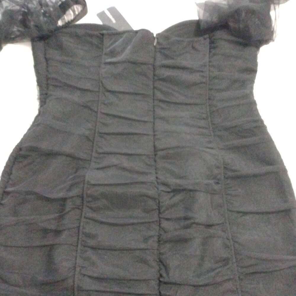 Dress - Picture 3 of 6